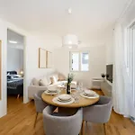 Luxury Niko - Garage Space And Panoramic View Apartment