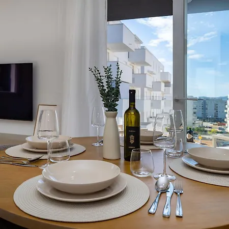 Luxury Niko - Garage Space And Panoramic View Apartment Zadar