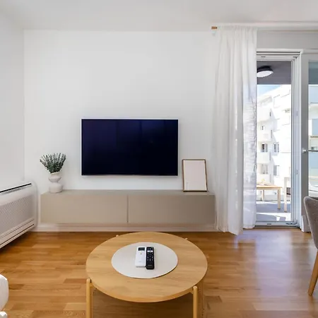 Luxury Niko - Garage Space And Panoramic View 아파트